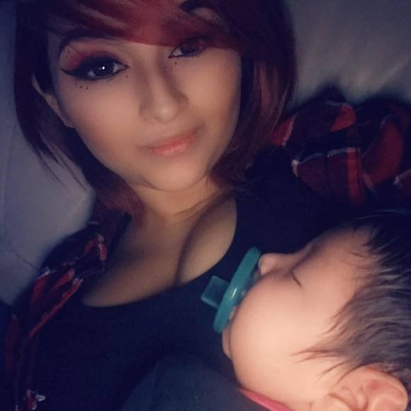 Meet your Posher, Scarlet - Picture 1 of 1